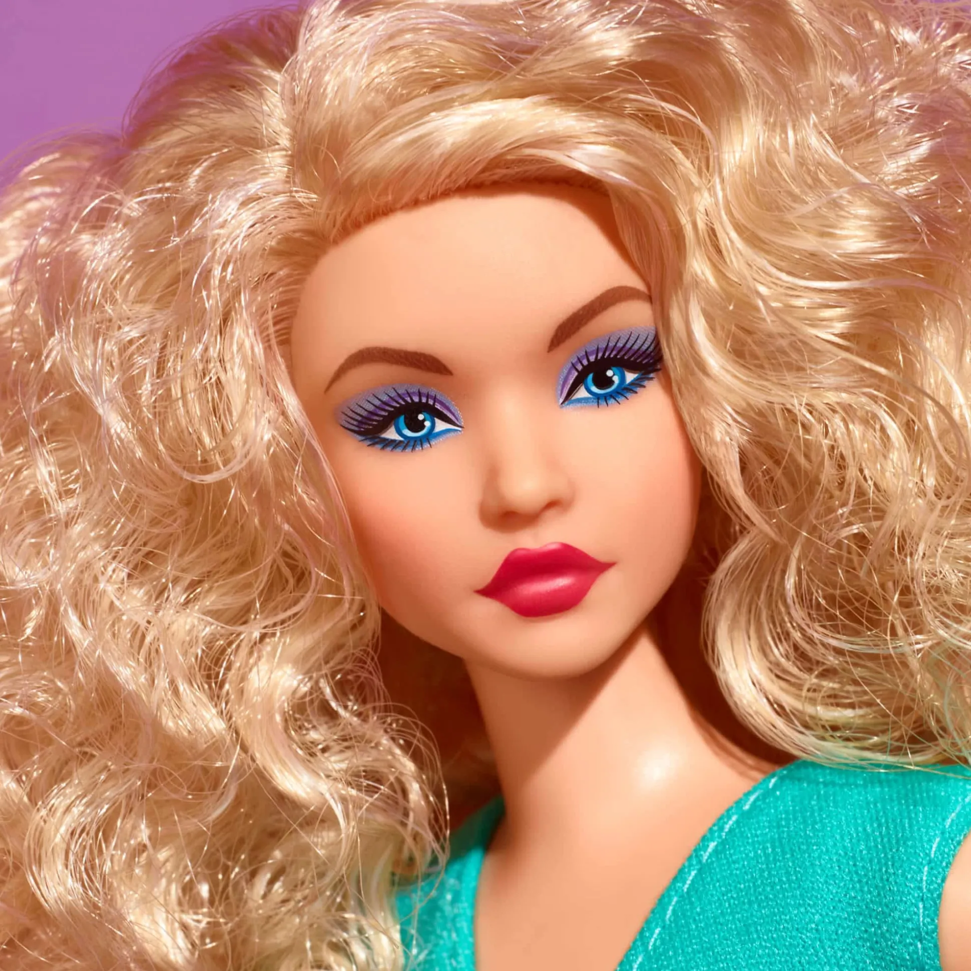 Barbie Looks Doll (Curvy, Curly Blonde Hair)