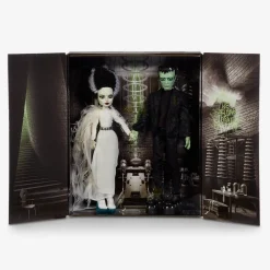 Frankenstein & Bride of Frankenstein Monster High Skullector Doll Set