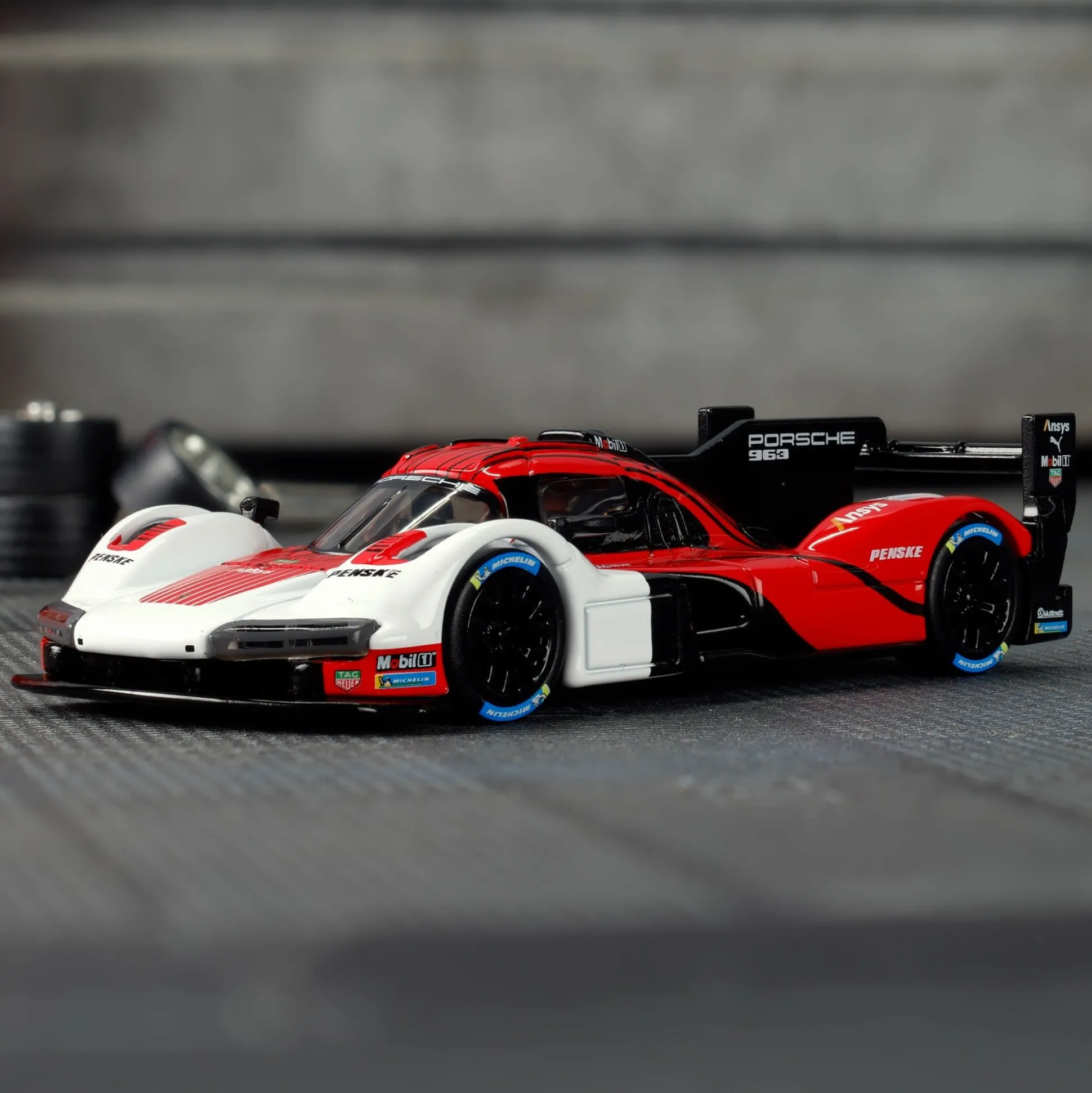 Hot Wheels Elite 64 Porsche 963