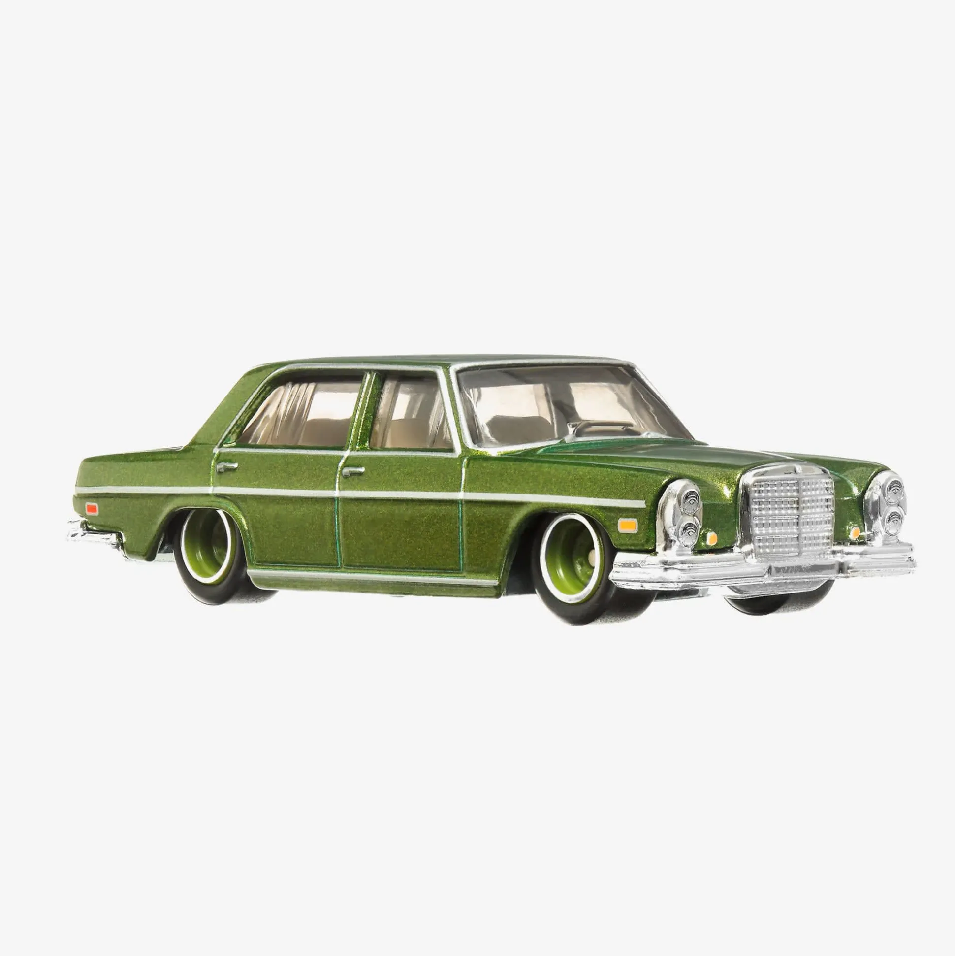 Hot Wheels Car Culture Circuit Legends Vehicles - ‘71 Mercedes-Benz 280 SEL 4.5