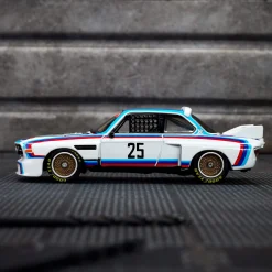 Hot Wheels Elite 64 1975 BMW 3.0 CSL Race