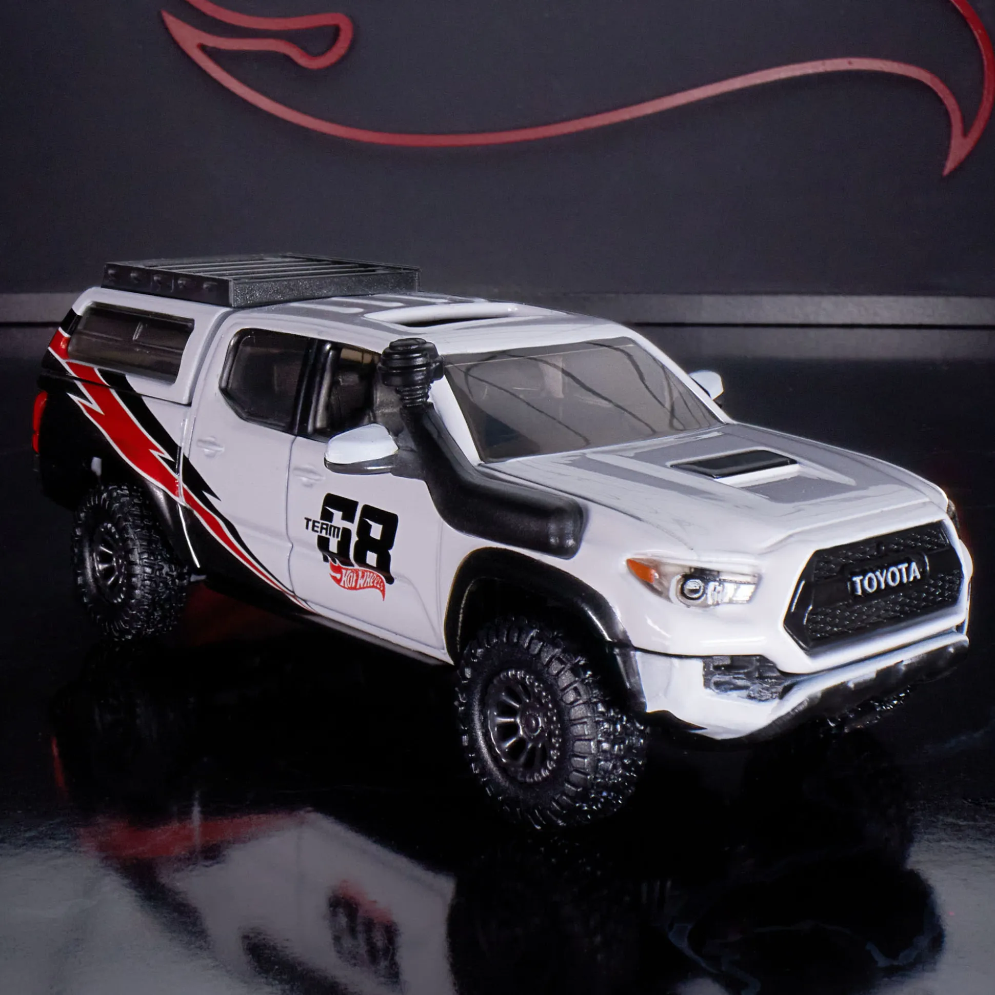 Hot Wheels Elite 64 Mod Shop '17 Toyota Tacoma