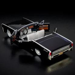 Hot Wheels RLC Exclusive ’61 Lincoln Continental