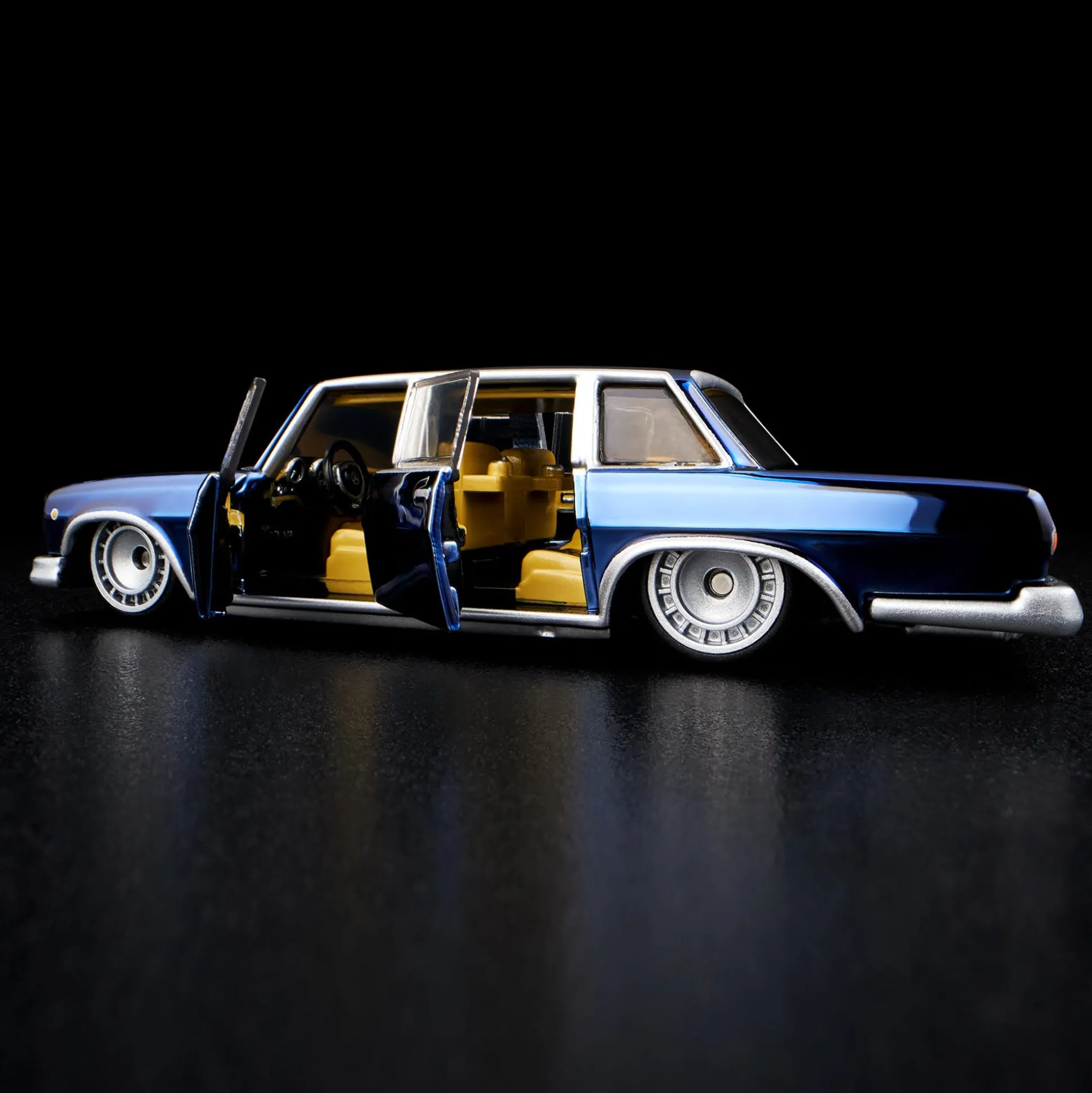 Hot Wheels RLC Exclusive 1964 Mercedes-Benz 600