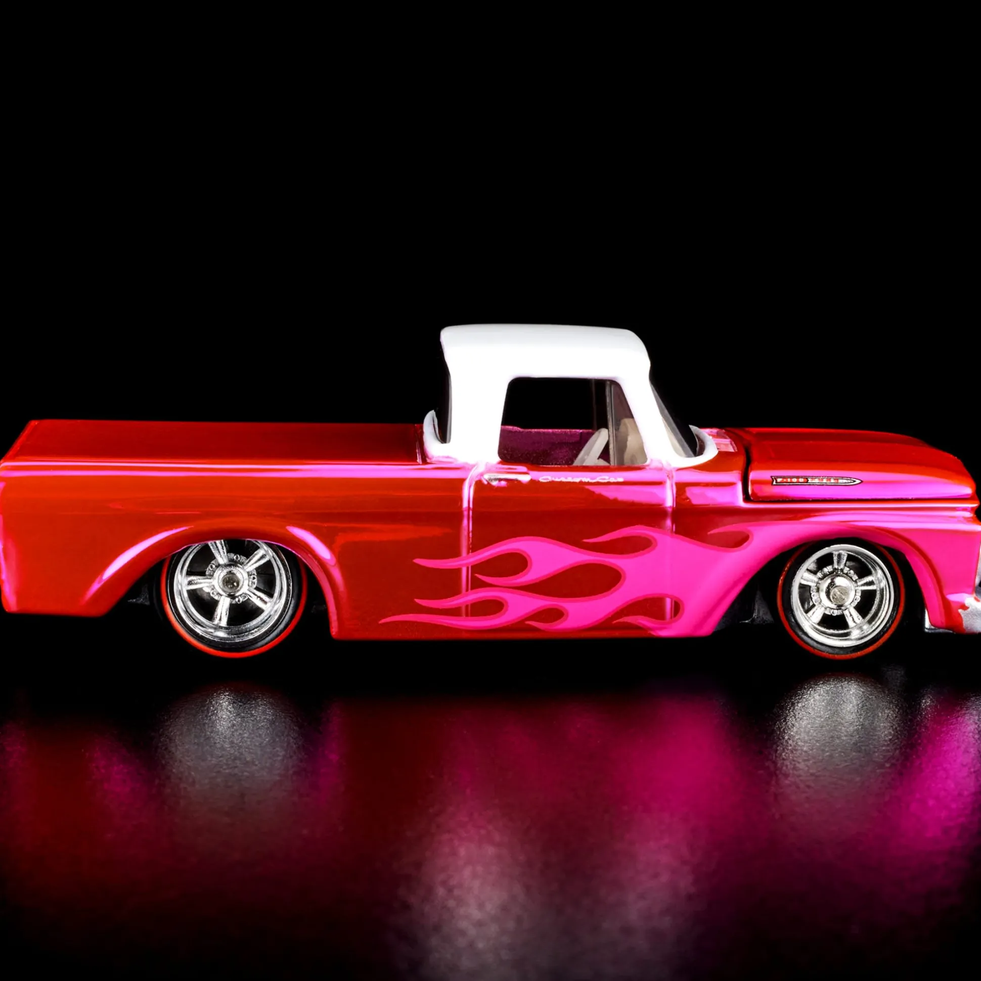 Hot Wheels RLC Exclusive Pink Edition 1962 Ford F100
