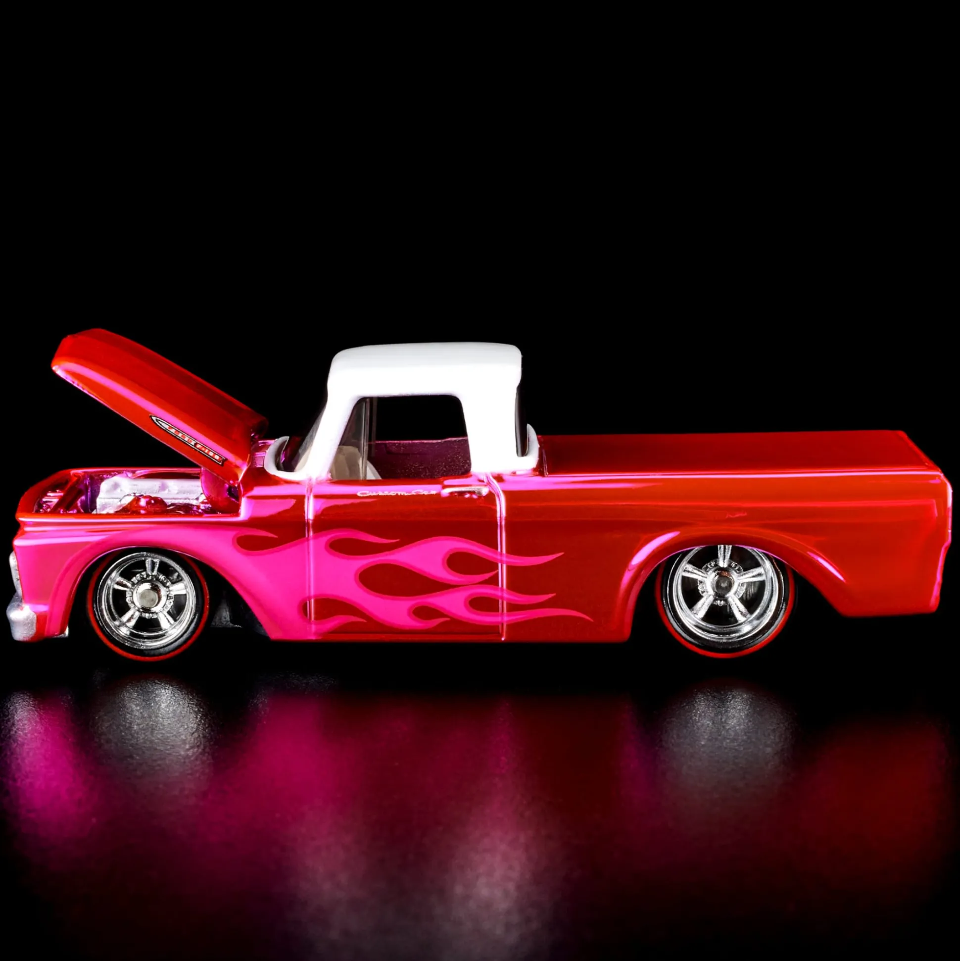 Hot Wheels RLC Exclusive Pink Edition 1962 Ford F100