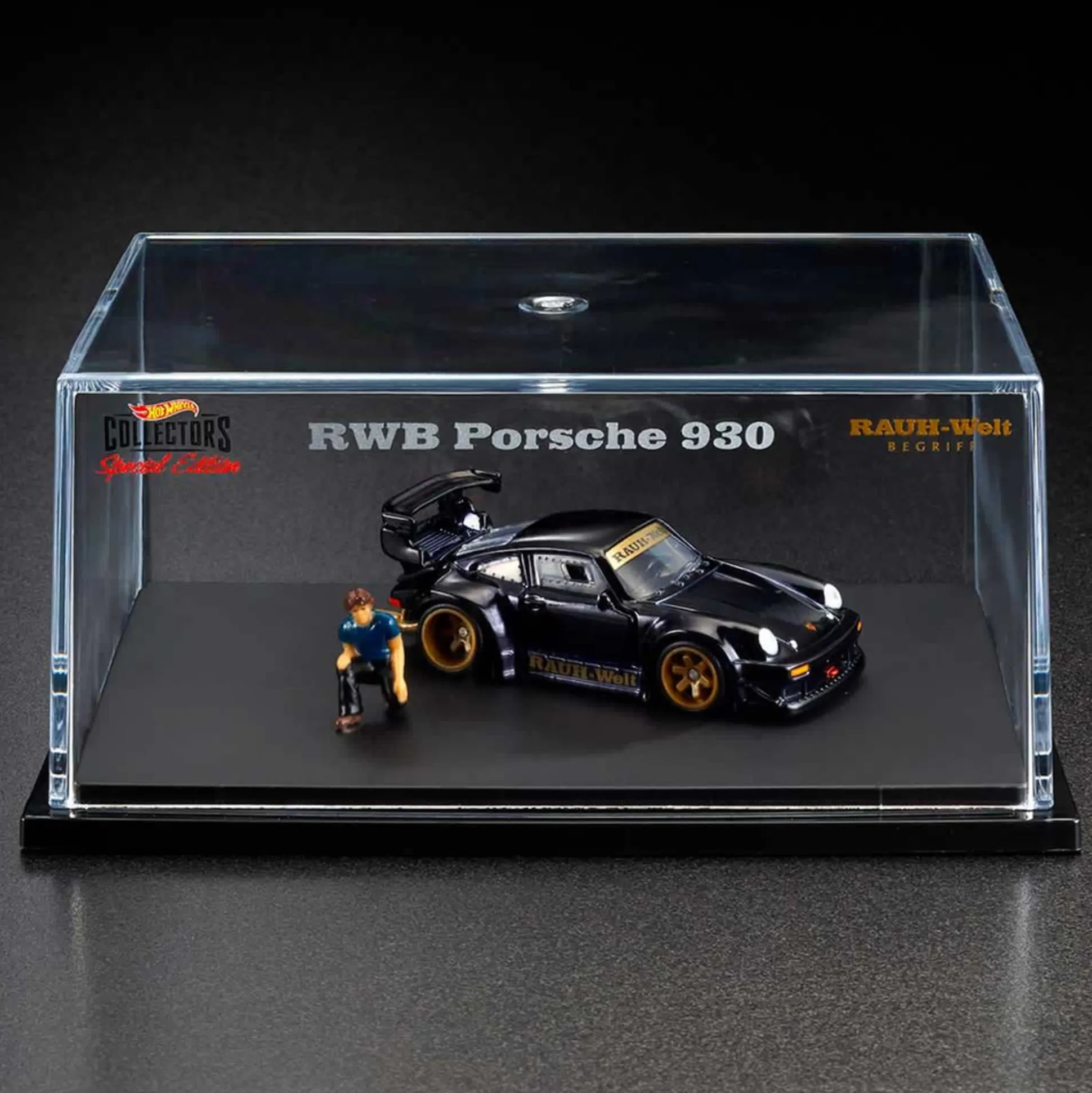 Hot Wheels RLC Exclusive RWB Porsche 930 w/ Akira Nakai Figurine