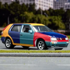 Matchbox 1995 Volkswagen Golf Harlequin
